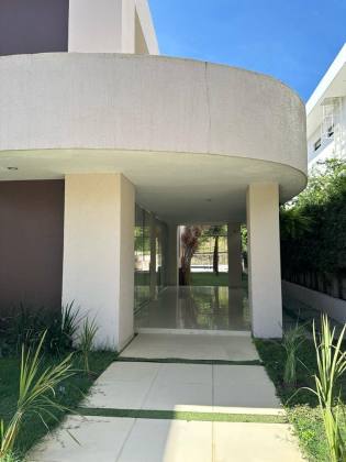 CASA CONDOMINIO ATLANTIS - GARÇA TORTA - COM 04 SUITES - 550M2