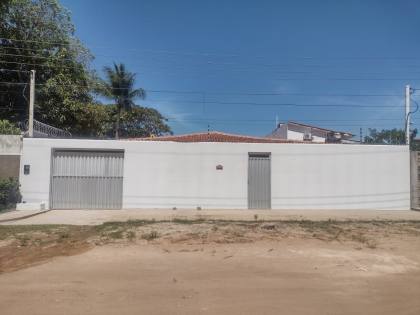 Casa 3 quartos  I  praia de Tabuba