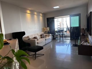 04 quartos sendo 03 Suítes + 01 reversível - Ponta Verde - 145 m2 andar alto