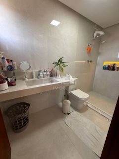 CASA ALTO PADRÃO  I 5 suítes  I  Cond. Fechado  I  Antares