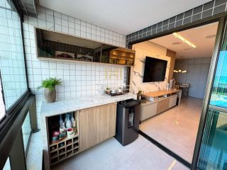 Apartamento a beira mar , vista livre e nascente