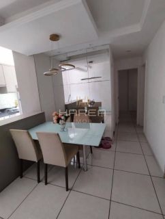 Seu Novo Apê de 2 Quartos Está Aqui! Não Perca Essa Oportunidade