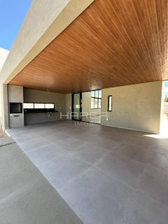 Casa à venda no Condomínio Enseada da Lagoa - Praia do Saco