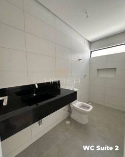 Casa à venda no Condomínio Enseada da Lagoa - Praia do Saco