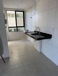 Quarto e sala na Ponta verde pertinho do mar