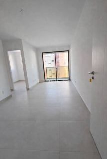 Espetacular apartamento na Ponta verde com 2 quartos - nascente - andar alto