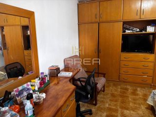 CASA  I PERFIL COMERCIAL I Jatiúca em rua principal