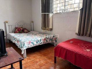 CASA  I PERFIL COMERCIAL I Jatiúca em rua principal