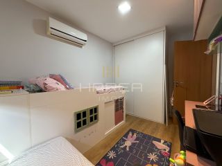 Edf. Pinot Noir 2/4 na Ponta Verde. Oportunidade para morar/rentabilizar!