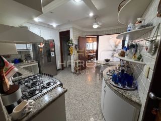 Edifício Papini - 3 suítes - 191m² -  segunda quadra da praia de Ponta Verde.