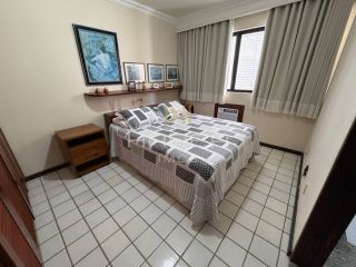 Edifício Papini - 3 suítes - 191m² -  segunda quadra da praia de Ponta Verde.