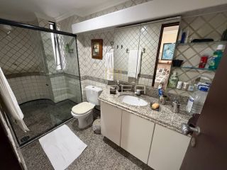 Edifício Papini - 3 suítes - 191m² -  segunda quadra da praia de Ponta Verde.