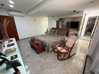 Edifício Papini - 3 suítes - 191m² -  segunda quadra da praia de Ponta Verde.