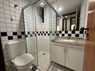 Edifício Maison du Triomphe com 3/4 próximo a praia!