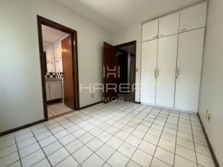 Edifício Maison du Triomphe com 3/4 próximo a praia!