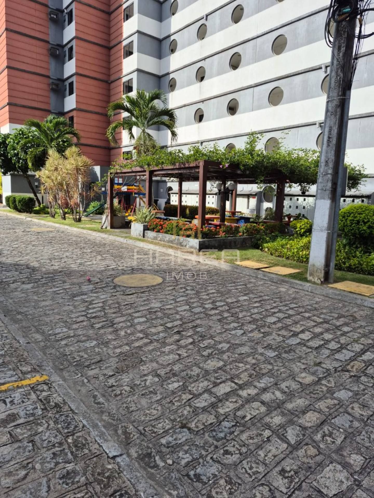 Apt 3 quartos 1 suíte  I  cond. Arte Vida 1 I andar alto   I  gruta de lourdes