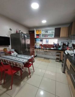 Casa no Jardim Europa - 3 quartos  - condomínio fechado -Antares