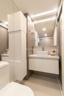 Apartamento beira mar - Impecável - Porteira Fechada -2 quartos