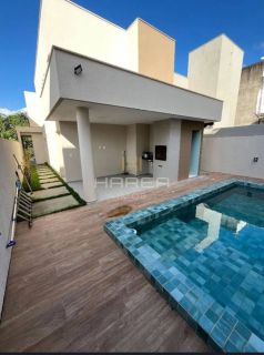 Casa Alto Padrão em Condomínio Fechado da Serraria