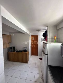 Edf. Terrazzos, farol / Nascente 3/4