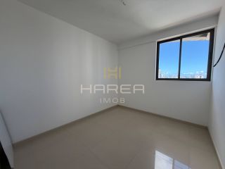 Apartamento 3/4, 1 suíte no Farol com 72m2, andar alto e 02 vagas de garagem