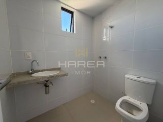 Apartamento 3/4, 1 suíte no Farol com 72m2, andar alto e 02 vagas de garagem