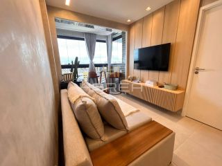 Quarto e Sala (luxo) - P. Verde -  Porteira Fechada -  50m da praia ponta verde