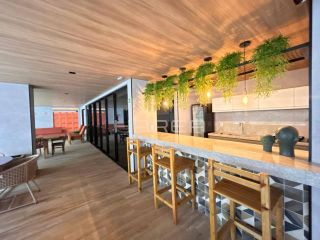 Quarto e Sala (luxo) - P. Verde -  Porteira Fechada -  50m da praia ponta verde