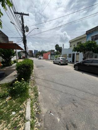 Casa com potencial Comercial em localização estratégica - Jatiuca
