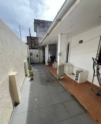 Casa com potencial Comercial em localização estratégica - Jatiuca