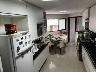 Apt beira mar - 4 suítes - Pajuçara - 03 vagas de garagem -