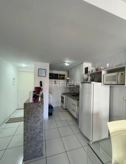 Edf. Cadore / quarto e sala / Ponta verde
