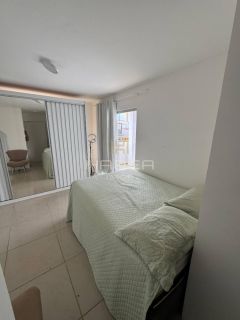 Casa com piscina no Antares