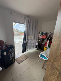 Casa com piscina no Antares