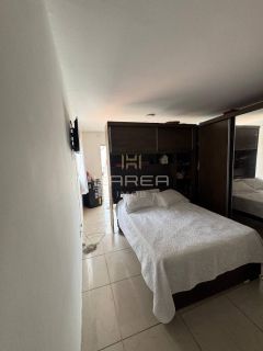 Casa com piscina no Antares