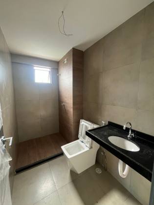 Apartamento novo na praia do francês