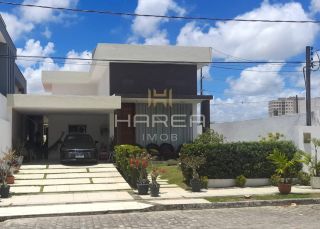 Casa no condomínio Jardim Europa / Antares