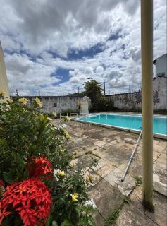 Casa no Tabuleiro dos Martins/ 4 quartos