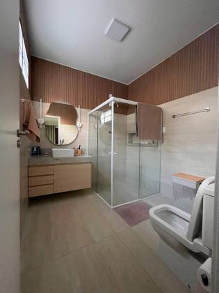 ? Casa Alto Padrão no Farol | Piscina, Área Gourmet, 4 Quarto