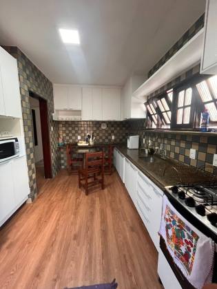 ? Casa Alto Padrão no Farol | Piscina, Área Gourmet, 4 Quarto