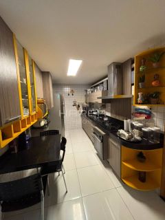 APARTAMENTO DUPLEX 04 QUARTOS - PONTA VERDE - PORTEIRA FECHADA