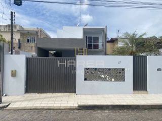 Casa primeiro andar, 5 suítes, Cond. Vert Paradiso