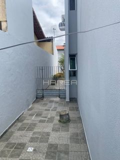 Casa primeiro andar, 5 suítes, Cond. Vert Paradiso
