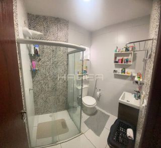 Casa primeiro andar, 5 suítes, Cond. Vert Paradiso