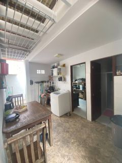 Casa primeiro andar, 5 suítes, Cond. Vert Paradiso