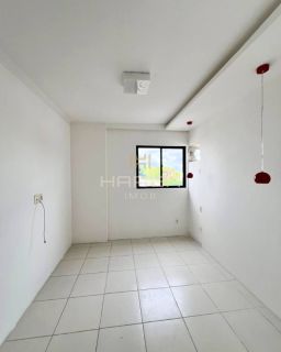 Venda | Apartamento 2/4 Sendo 1 suíte | Antares | Perto do shopping