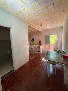 Casa a venda com 4 Quartos no Feitosa