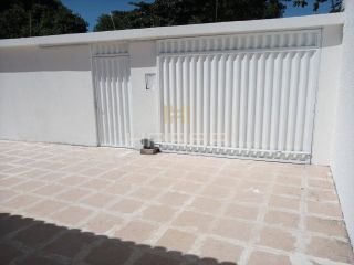 Casa espaçosa / 3 quartos / serraria