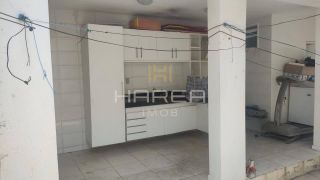Casa espaçosa / 3 quartos / serraria