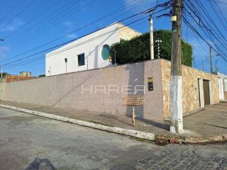 Casa de alto padrão / 4 quartos / serraria